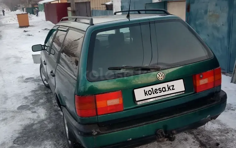 Volkswagen Passat 1996 годаfor1 600 000 тг. в Караганда