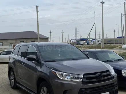 Toyota Highlander 2014 года за 14 000 000 тг. в Атырау