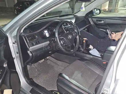 Toyota Camry 2016 года за 6 000 000 тг. в Атырау – фото 7