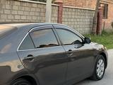 Toyota Camry 2007 годаүшін5 600 000 тг. в Шымкент – фото 2
