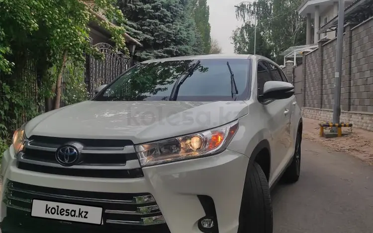 Toyota Highlander 2019 годаүшін20 100 000 тг. в Алматы