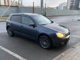 Volkswagen Golf 2010 годаfor4 600 000 тг. в Астана