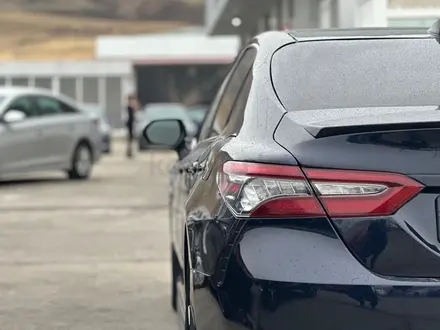 Toyota Camry 2020 года за 11 500 000 тг. в Актау – фото 7