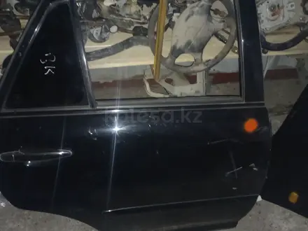 Двери на Lexus RX330 350 за 50 000 тг. в Алматы – фото 12