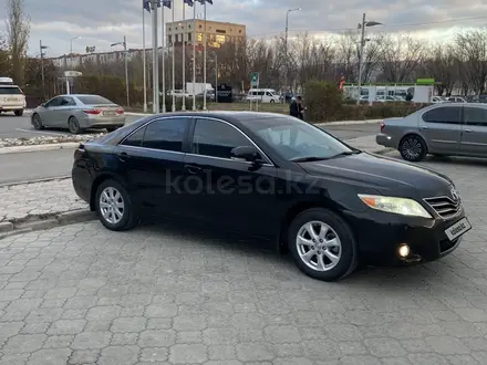 Toyota Camry 2011 года за 7 300 000 тг. в Атырау – фото 4