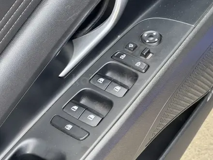 Hyundai Elantra 2022 года за 8 700 000 тг. в Семей – фото 18