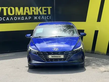 Hyundai Elantra 2022 года за 8 700 000 тг. в Семей – фото 2
