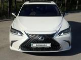 Lexus ES 250 2020 года за 18 500 000 тг. в Алматы