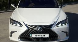 Lexus ES 250 2020 года за 18 500 000 тг. в Алматы