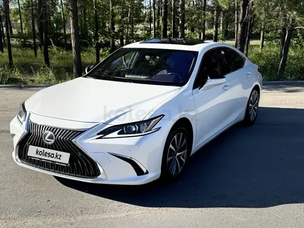 Lexus ES 250 2020 года за 18 500 000 тг. в Алматы – фото 2