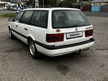 Volkswagen Passat 1995 года за 3 150 000 тг. в Тараз – фото 4