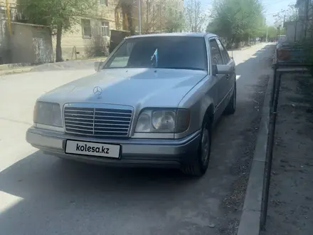 Mercedes-Benz E 200 1994 года за 1 700 000 тг. в Шиели