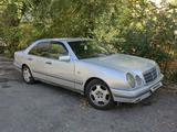 Mercedes-Benz E 230 1997 года за 2 150 000 тг. в Алматы