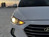 Hyundai Elantra 2018 годаүшін7 599 999 тг. в Астана – фото 5