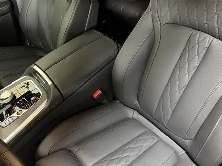 BMW X7 2025 года за 88 500 000 тг. в Астана – фото 20