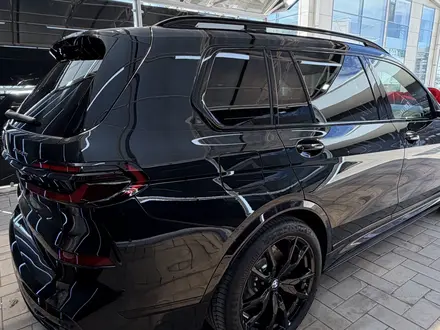 BMW X7 2025 года за 88 500 000 тг. в Астана – фото 7