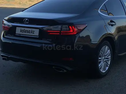 Lexus ES 250 2016 года за 17 000 000 тг. в Атырау – фото 6