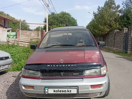 Mitsubishi Chariot 1994 года за 1 000 000 тг. в Алматы – фото 3
