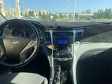 Hyundai Sonata 2012 года за 4 500 000 тг. в Уральск – фото 2