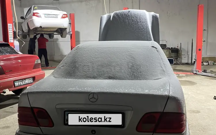 Mercedes-Benz E 230 1997 годаfor2 500 000 тг. в Тараз