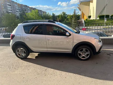 Renault Sandero Stepway 2019 года за 6 600 000 тг. в Павлодар – фото 4