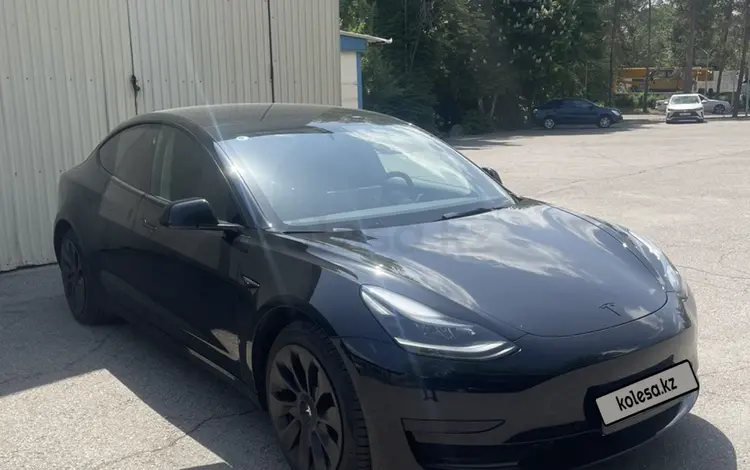 Tesla Model 3 2021 года за 14 000 000 тг. в Алматы