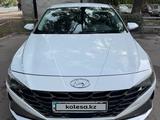 Hyundai Elantra 2023 годаүшін8 300 000 тг. в Алматы – фото 2