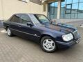 Mercedes-Benz E 200 1995 года за 2 400 000 тг. в Шымкент