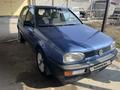 Volkswagen Golf 1993 годаүшін1 400 000 тг. в Кентау