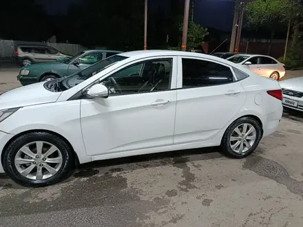 Hyundai Accent 2013 года за 3 700 000 тг. в Шымкент – фото 3