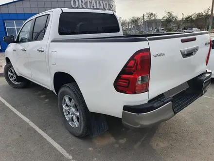 Toyota Hilux 2017 года за 13 200 000 тг. в Кульсары – фото 2