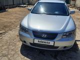 Hyundai Sonata 2006 годаүшін3 000 000 тг. в Атырау – фото 2