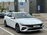 Hyundai Elantra 2024 годаfor8 700 000 тг. в Алматы