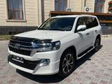 Toyota Land Cruiser 2020 года за 39 000 000 тг. в Шымкент – фото 3