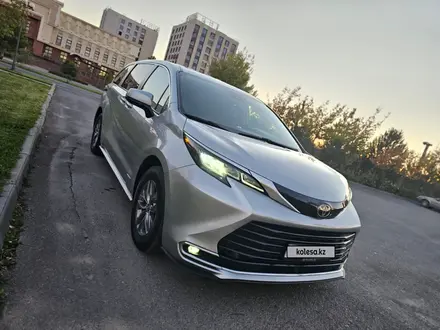 Toyota Sienna 2021 года за 26 000 000 тг. в Шымкент