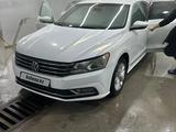 Volkswagen Passat 2017 года за 7 000 000 тг. в Астана