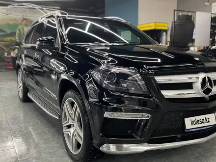 Mercedes-Benz GL 500 2014 года за 22 000 000 тг. в Астана – фото 3