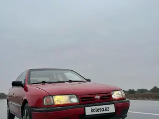 Nissan Primera, 1993