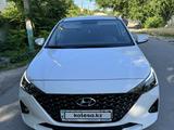 Hyundai Accent 2021 года за 9 500 000 тг. в Тараз – фото 2