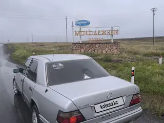 Mercedes-Benz E 280