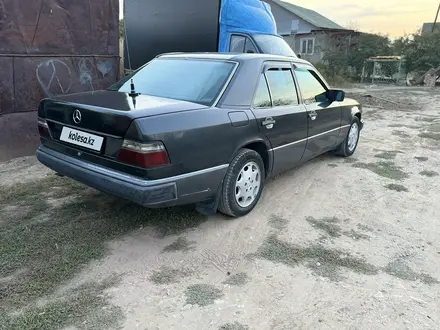 Mercedes-Benz E 230 1991 года за 1 400 000 тг. в Алматы – фото 5