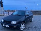 Volkswagen Golf 1992 года за 1 200 000 тг. в Семей