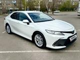 Toyota Camry 2021 года за 18 000 000 тг. в Астана – фото 3