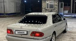 Mercedes-Benz E 230 1997 года за 2 600 000 тг. в Шымкент – фото 5