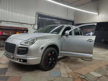 Porsche Cayenne 2005 года за 6 000 000 тг. в Астана – фото 5