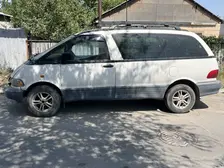 Toyota Previa, 1994