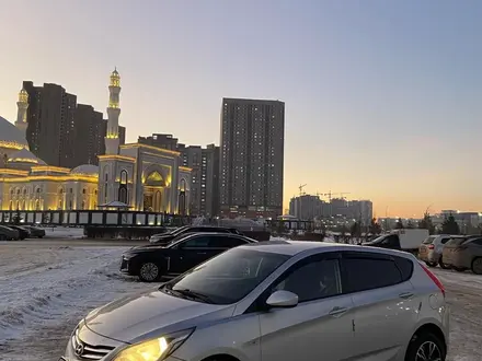 Hyundai Accent 2014 года за 5 200 000 тг. в Астана – фото 3