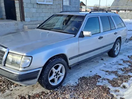 Mercedes-Benz E 230 1989 года за 1 500 000 тг. в Сарыозек – фото 5