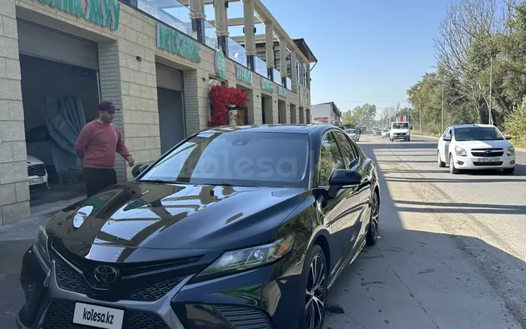 Toyota Camry 2018 годаүшін9 700 000 тг. в Алматы