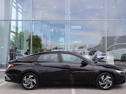 Hyundai Elantra Luxe 2024 года за 10 890 000 тг. в Костанай – фото 6